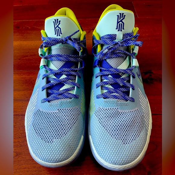 Nike Kyrie Flytrap V Ocean Cube - Picture 1 of 6